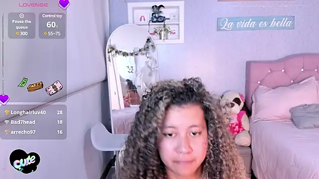 Kenia tompson01 online show from March 19, 12:04 am