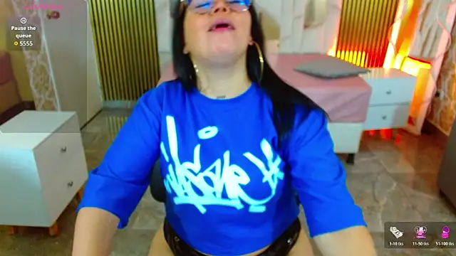 martinna tay online show from February 5, 3:22 am