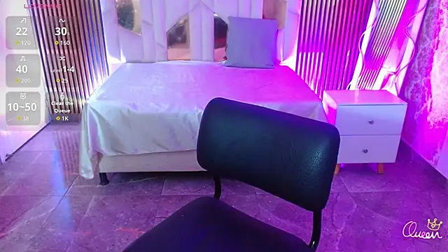 Snapshot of martinna_tay chatting on May 11, 3:23 am martinna tay online show from May 11, 3:23 am