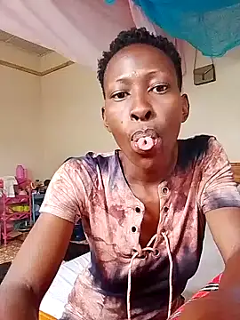 Snapshot of LOVELY-2BERRY chatting on January 27, 11:32 am LOVELY-2BERRY online show from January 27, 11:32 am