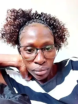 Snapshot of LOVELY-2BERRY chatting on October 16, 7:31 am LOVELY-2BERRY online show from October 16, 7:31 am