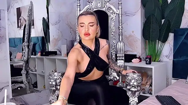 NightshadeIris online show from January 16, 9:46 am