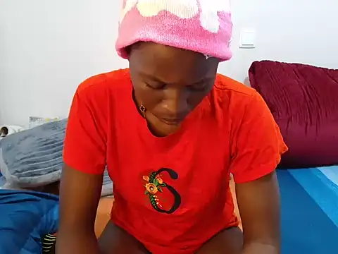 Snapshot of trina_kay chatting on June 25, 5:17 pm trina kay online show from June 25, 5:17 pm