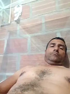 Snapshot of Janle_19c chatting on December 28, 8:04 pm Janle 19c online show from December 28, 8:04 pm