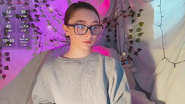 monlight  dana online show from December 3, 10:39 am