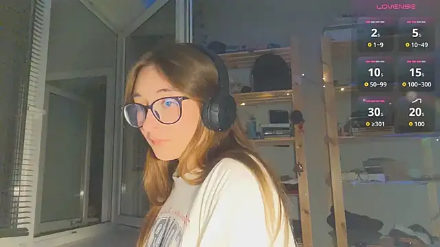 monlight  dana online show from September 12, 7:03 pm