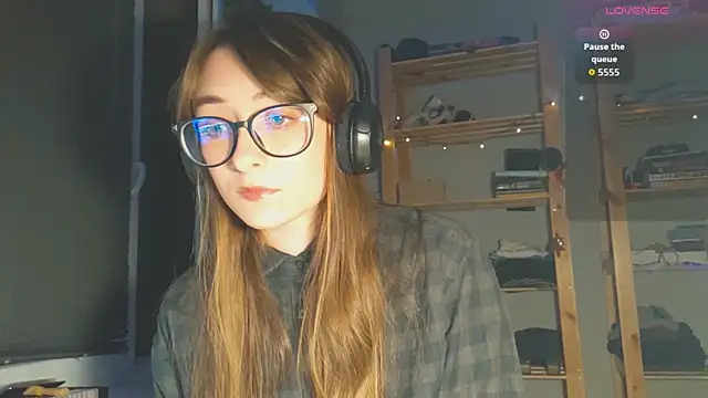 monlight  dana online show from October 4, 8:40 pm