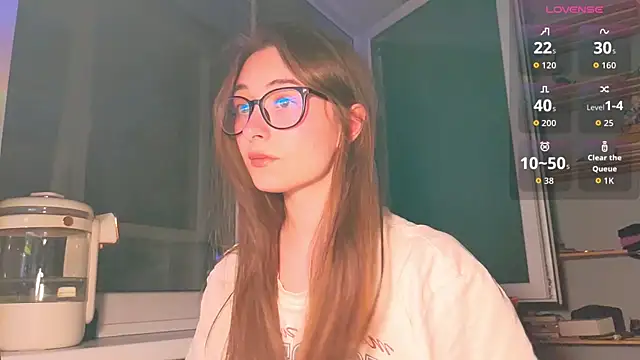 Snapshot of monlight__dana chatting on June 21, 8:33 pm monlight dana online show from June 21, 8:33 pm