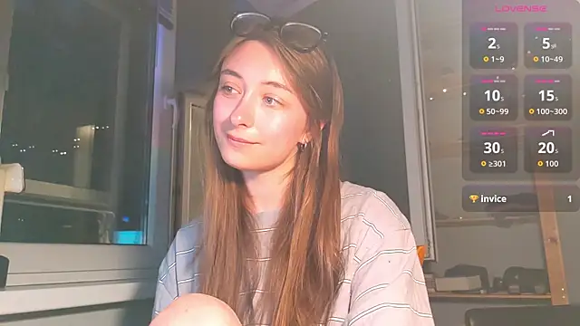 Snapshot of monlight__dana chatting on June 28, 8:26 pm monlight dana online show from June 28, 8:26 pm