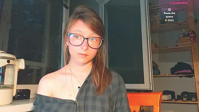 Snapshot of monlight__dana chatting on July 18, 8:01 pm monlight dana online show from July 18, 8:01 pm