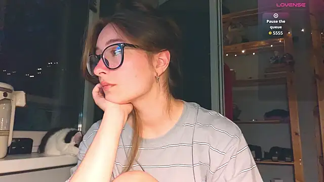 Snapshot of monlight__dana chatting on July 27, 7:54 pm monlight dana online show from July 27, 7:54 pm