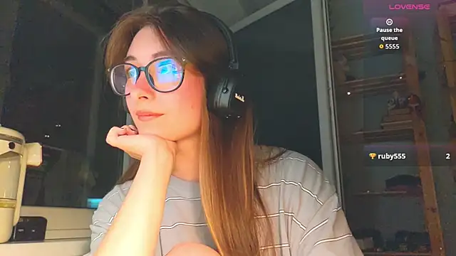 Snapshot of monlight__dana chatting on July 29, 8:07 pm monlight dana online show from July 29, 8:07 pm
