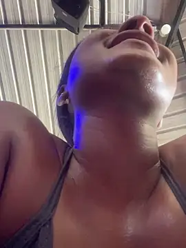 Berry Bans online show from September 12, 6:08 pm