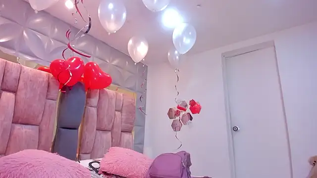 Charlotte Ice1 online show from February 16, 3:41 pm