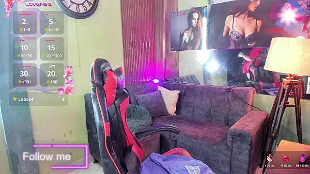 Snapshot of Sofiia_davis23 chatting on July 28, 2:13 pm Sofiia davis23 online show from July 28, 2:13 pm