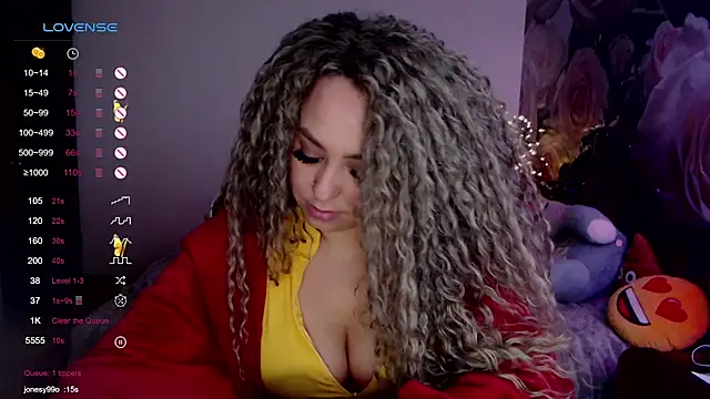  Just a queen 3 online show from February 20, 5:51 pm