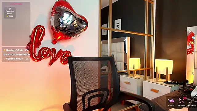 Snapshot of lisa_casper chatting on February 15, 10:10 pm lisa casper online show from February 15, 10:10 pm