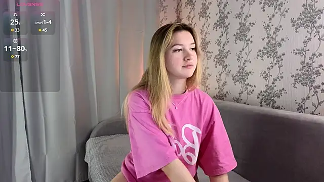Snapshot of flawless_angell chatting on January 16, 7:31 pm flawless angell online show from January 16, 7:31 pm