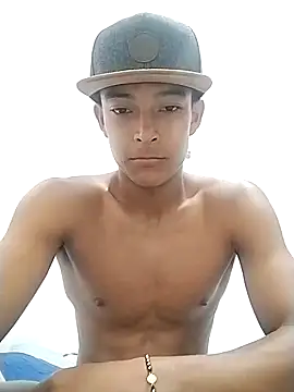 Snapshot of Demiansteven2 chatting on February 9, 9:17 pm Demiansteven2 online show from February 9, 9:17 pm