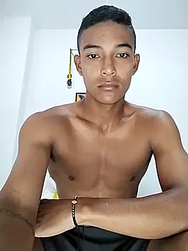 Snapshot of Demiansteven2 chatting on March 5, 1:06 pm Demiansteven2 online show from March 5, 1:06 pm