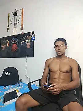 Demiansteven2 online show from June 17, 5:36 pm