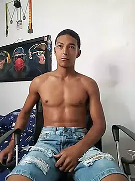 Demiansteven2 online show from July 11, 4:53 pm