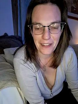 Snapshot of SpiceLea chatting on January 18, 9:34 pm SpiceLea online show from January 18, 9:34 pm