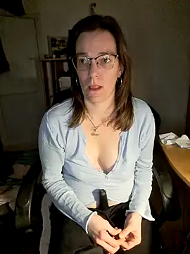 Snapshot of SpiceLea chatting on January 25, 5:40 pm SpiceLea online show from January 25, 5:40 pm