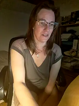 Snapshot of SpiceLea chatting on February 7, 6:02 pm SpiceLea online show from February 7, 6:02 pm