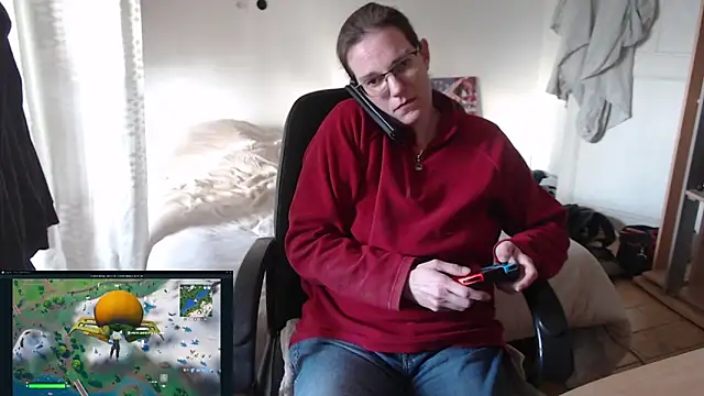 Snapshot of SpiceLea chatting on February 13, 3:24 pm SpiceLea online show from February 13, 3:24 pm