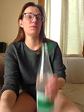 SpiceLea online show from February 28, 2:51 pm