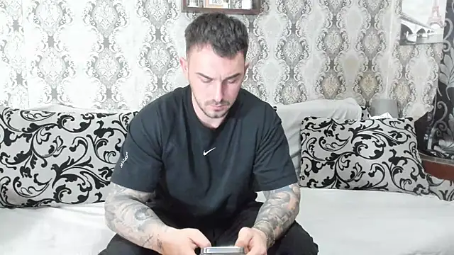 Jonmusclemaster online show from January 26, 8:45 pm