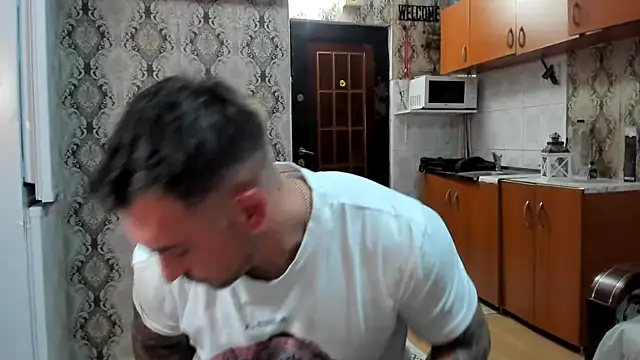 Jonmusclemaster online show from November 1, 8:33 pm