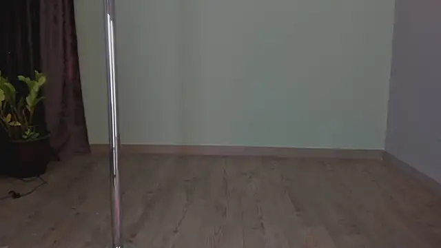 Snapshot of Angelbae- chatting on January 11, 1:01 pm Angelbae- online show from January 11, 1:01 pm