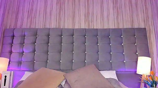 Poacahontasfg online show from March 14, 3:48 am