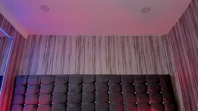 Poacahontasfg online show from February 28, 4:02 am