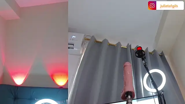 Juliet dolce online show from October 1, 9:43 pm