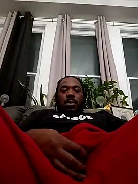 Snapshot of MRHANDSOME3800 chatting on December 24, 4:22 am MRHANDSOME3800 online show from December 24, 4:22 am