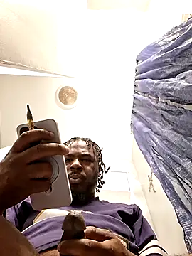 Snapshot of MRHANDSOME3800 chatting on October 6, 3:37 am MRHANDSOME3800 online show from October 6, 3:37 am