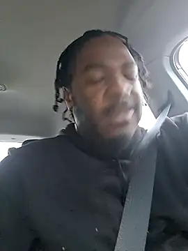 Snapshot of MRHANDSOME3800 chatting on October 12, 11:42 am MRHANDSOME3800 online show from October 12, 11:42 am