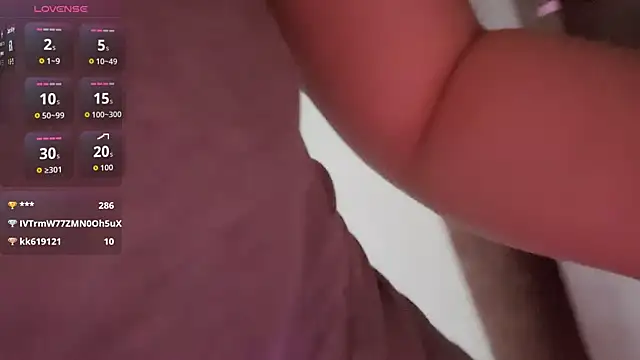 Snapshot of kittyrecalls chatting on October 20, 5:41 am kittyrecalls online show from October 20, 5:41 am