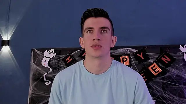 MikaelSlow online show from October 26, 3:56 am