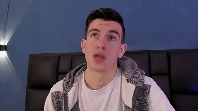 MikaelSlow online show from November 13, 4:22 am