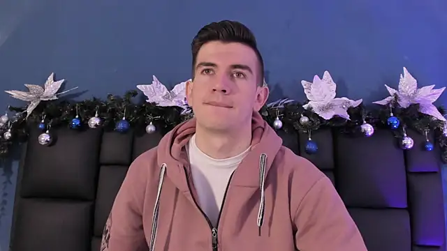 MikaelSlow online show from December 18, 4:07 am