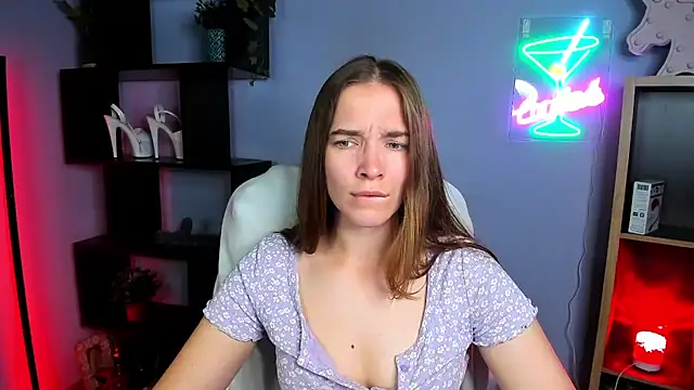 Snapshot of kenzie_x chatting on September 12, 4:23 am kenzie x online show from September 12, 4:23 am