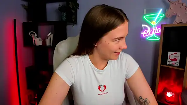 Snapshot of kenzie_x chatting on November 10, 7:40 am kenzie x online show from November 10, 7:40 am