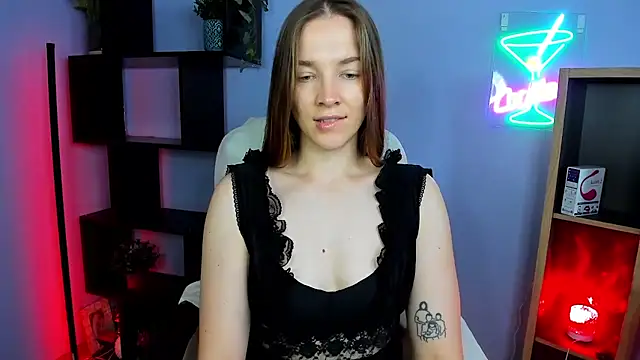 Snapshot of kenzie_x chatting on November 27, 7:32 am kenzie x online show from November 27, 7:32 am