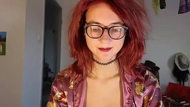 Snapshot of TatianaRomanov chatting on September 9, 4:50 pm TatianaRomanov online show from September 9, 4:50 pm