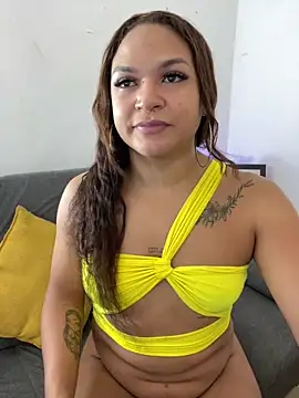 Snapshot of Samara_Hillss chatting on June 17, 1:12 pm Samara Hillss online show from June 17, 1:12 pm