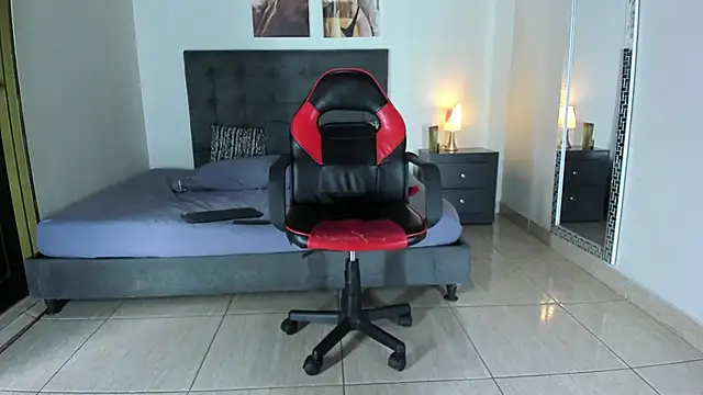 Snapshot of MarilynDavies chatting on January 24, 9:47 pm MarilynDavies online show from January 24, 9:47 pm